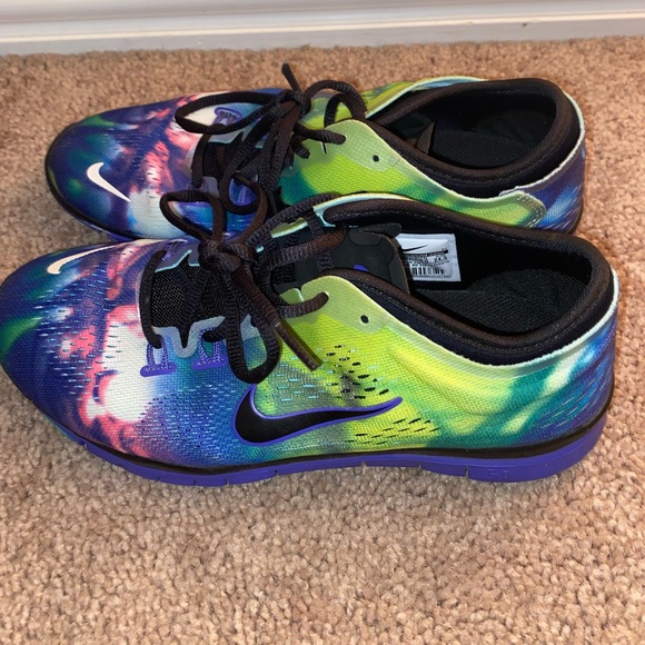 Multicolored Nike Free Runs - Picture 2 of 3